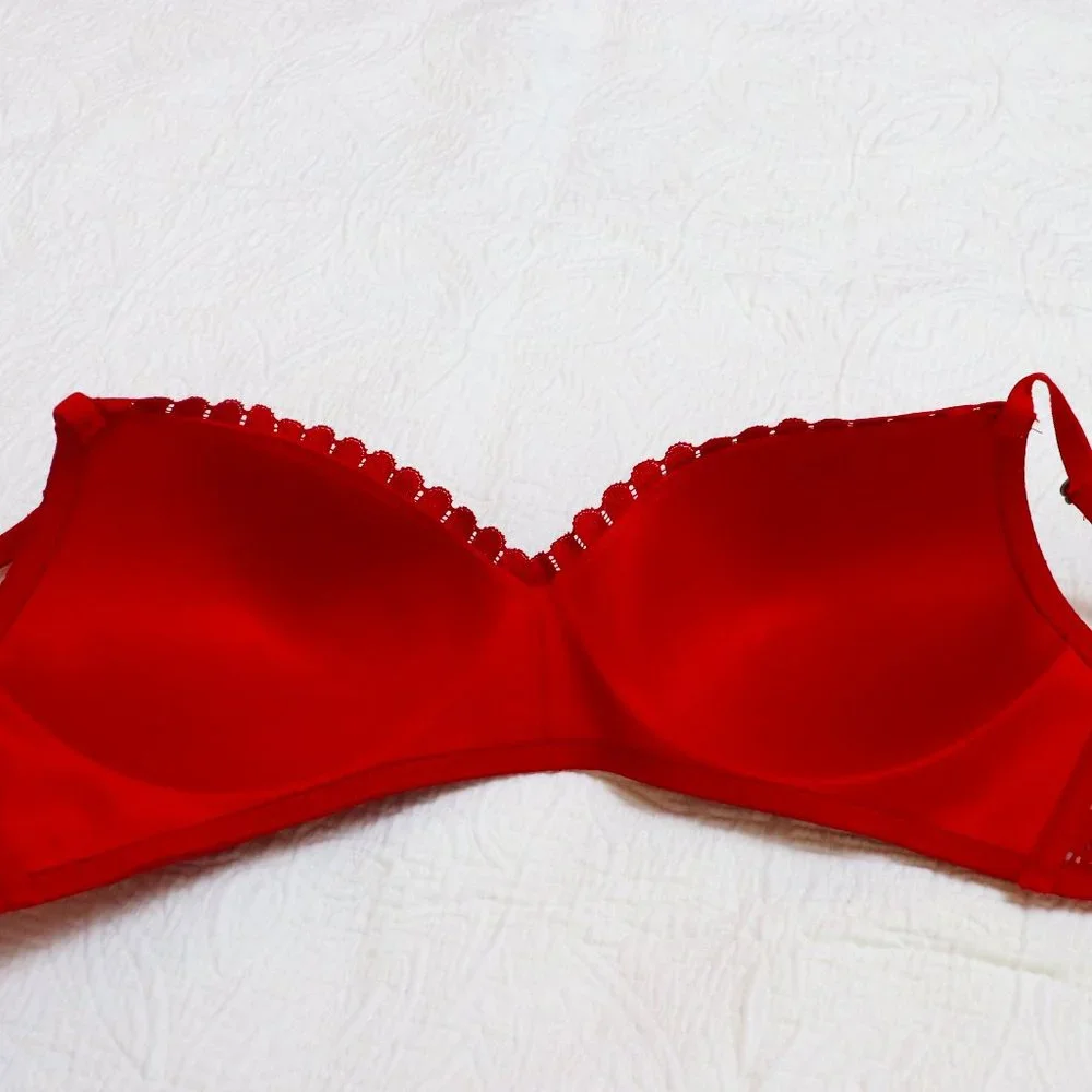 Lucky Brand | Red Lace Bra Size 36C Wireless, Lightly Padded - Picture 5 of 10